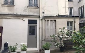 Studio - Central Paris